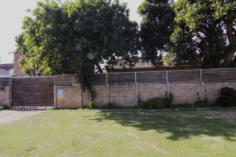 3 Bedroom Property for Sale in C Place Eastern Cape